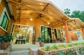 Luzzeri Legasi Zeeman Hulu Langat Guesthouse